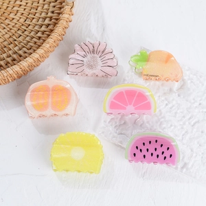 Lot de 6 mini pinces à cheveux en acrylique aux motifs de fruits colorés et pailletés