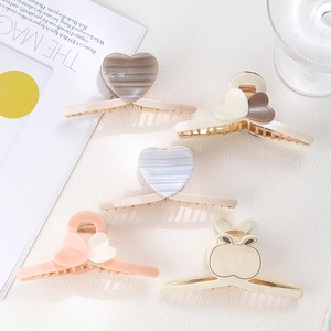 Large Acetate Alloy Heart Hair Claw Clip Elegant Color Block Shark Clip For Women Thick Hair Styling Accessories