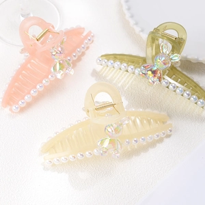 Pinces à cheveux élégantes en acrylique avec perles et décorations de lapin irisé