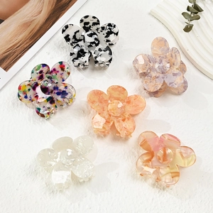 Acrylic Flower Hair Claw Clip Large Shark Clip With Marble Texture For Women Back Of Head Hair Styling Accessories