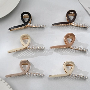 Élégante Grande Pince à Cheveux pour Femmes Imitation Künstliche Perle Alliage Clips Requin Antidérapant Style Français Bijoux de Cheveux