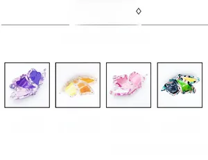 Confronto dettagliato di mollette a farfalla in acetato nei colori viola, giallo, rosa e verde