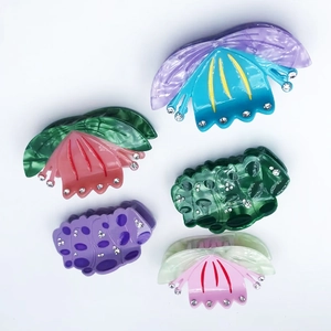 5-piece set of Chinese style acetic acid hair claws with lotus flower and rhinestone detail