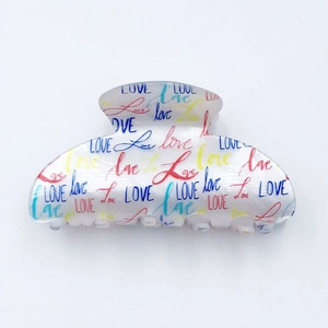 Pince à cheveux en acrylique avec imprimés LOVE colorés et design tendance pour femme