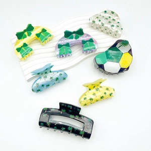 Acrylic Saudi National Day Hair Claw Palm Tree Soccer Bow Large Shark Clip Hair Accessories For Women Party Styling Tools