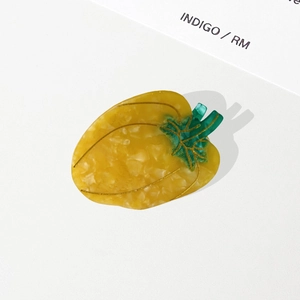 Creative vegetable acetate hair claw clip with yellow texture and green leaf design