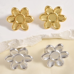 Minimalistische verstelbare roestvrijstalen bloemenring in goud en zilver finish