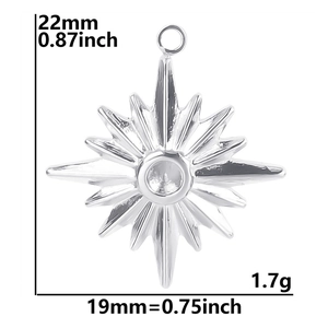 Vue détaillée du pendentif étoile argenté avec dimensions 22mm x 19mm et pierre zircon