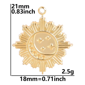 Detailed view of gold celestial pendant dimensions showing 21mm height and 18mm width