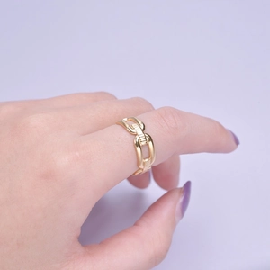 Adjustable golden chain ring with polished double link design for men and women