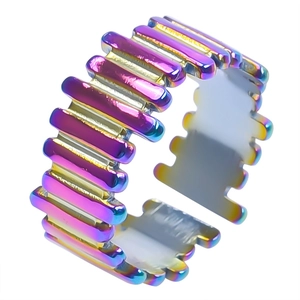 Regenbogen Gestreifter Titanstahlring mit luxuriösem buntem Metallgradient-Finish
