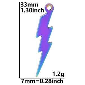 Dimensiones del colgante de rayo arcoíris que muestran 33 mm de alto y 7 mm de ancho