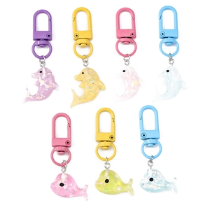 Lot de porte-clés dauphin en résine colorée avec paillettes et fermoirs en métal assortis