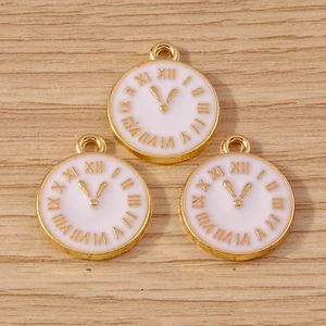 Kreative Uhranhänger aus Legierung mit weißem Emaille und römischen Ziffern für DIY Schmuck