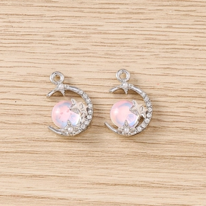 Détails de breloques lune et étoile baroques avec perles de résine rose et perles