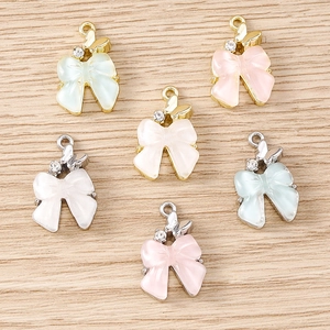 Pendentifs de fleurs et nœuds en strass pour bijoux DIY en rose, vert et blanc cassé