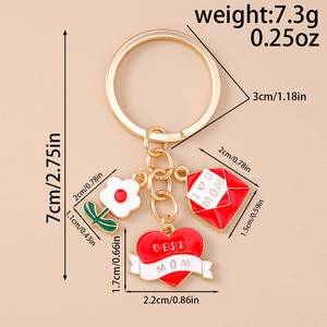 Detail of MOM keychain with heart envelope and flower charms showing precise dimensions