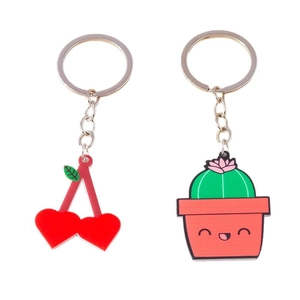 Set di portachiavi alla moda con ciondoli colorati a forma di ciliegia e cactus e anelli