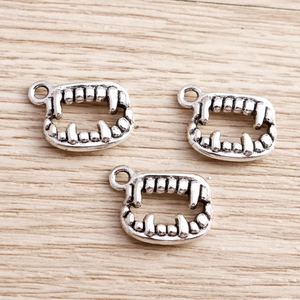 Set of 3 vintage antique silver vampire tooth pendants for Halloween DIY jewelry making