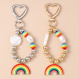 Porte-clés à Künstliche Perles Arc-en-ciel à la Mode Avec Fermoir en Cœur Künstliche Perle de Culture Email Arc-en-ciel Pendentif Sac pour Femmes