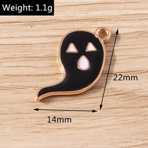 Detail of a black ghost charm with dimensions showing 22mm height for DIY jewelry making