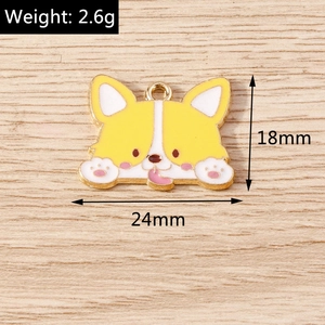 Detailansicht des Emaille-Corgi-Anhängers mit 24mm Breite und 18mm Höhe für DIY-Schmuck