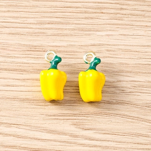 Creative yellow bell pepper charms in alloy and green enamel for DIY jewelry making