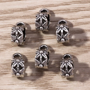 Retro Zinc Alloy Flower Spacer Beads Antique Silver Floral Relief Pendants For DIY Bracelet Necklace Jewelry Making