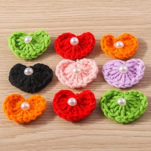Pendentifs cœurs au crochet faits à la main avec perles pour la création de bijoux DIY
