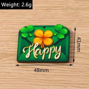 Detail of green Saint Patrick's Day clover pendant with dimensions and weight info