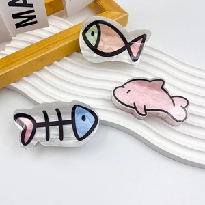 Driedelige set cartoon haarklemmen van acryl met vis- en dolfijnvormen