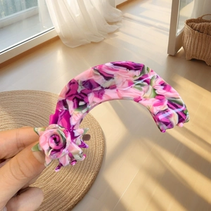 Floral acetate hair claw clip with pink marble texture and 3D rose flower design