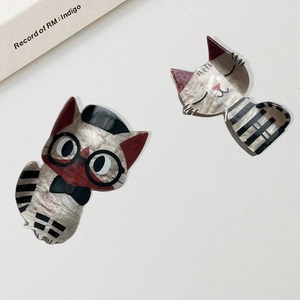 Pince à cheveux chat de dessin animé en acrylique avec texture marbre pour femmes élégantes