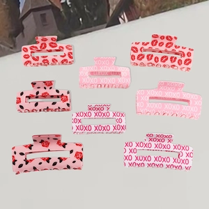 Lot de 7 pinces à cheveux roses XOXO tendance avec motifs lèvres rouges et roses