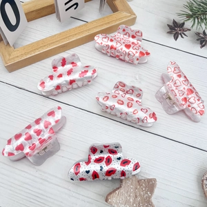 Acrylic Heart Lip Print Hair Claw Clip Handmade Romantic Valentine's Day Shark Clip Sweet Fashion Large Hair Accessories