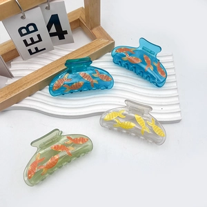 Pinces à cheveux en acrylique transparent avec imprimé poisson coloré en quatre couleurs