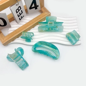 5-piece set of translucent emerald green marble acrylic claw clips with gold metal springs
