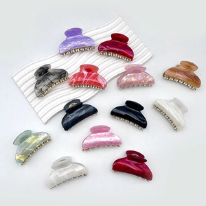 Large Acrylic Hair Claw Clip Marble Pattern Acetate Shark Clip Elegant Ponytail Holder For Women Fashion Hair Accessory