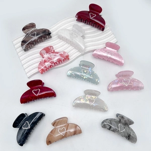 Acrylic Heart Rhinestone Hair Claw Marble Pattern Elegant Shark Clip Fashionable Hair Accessory For Women Styling Tool