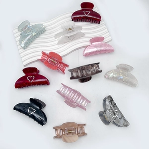 Elegant acrylic heart rhinestone hair claws set with marble water pattern for women