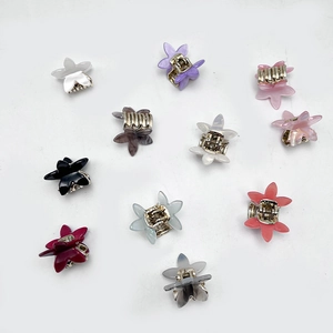 Mini pinces à cheveux en acrylique en forme de fleur, couleurs marbrées et nacrées variées