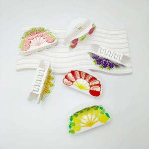 Lot de pinces à cheveux aux motifs de fruits créatifs en acrylique fraise et pomme