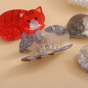 Pinces à cheveux mignonnes en forme de chat en acétate marbré rouge et gris