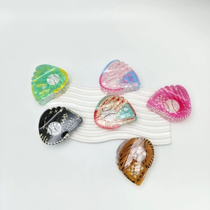 Creative Baseball Glove Shaped Acrylic Hair Claw Clip Sporty Shark Clip Hair Accessories For Women Personalized Headwear
