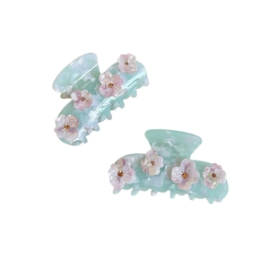 Lot de pinces à cheveux en acétate bleu menthe marbré avec fleurs de cerisier roses