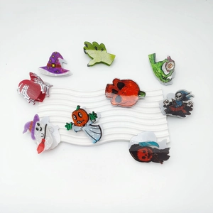 Halloween Acrylic Hair Claws For Women Spooky Cute Ghost Pumpkin Skeleton Witch Hat Bat Graphic Festive Party Hair Clips Hair Jewelry