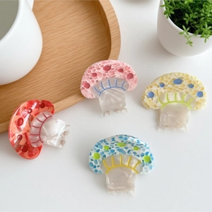 Cute Mushroom Shape Acetate Hair Claw Clip Sweet Fresh Polka Dot Pattern Small Hairpin For Women Girls Fashion Hair Accessory