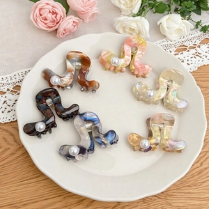 Barrettes à cheveux élégantes en acétate avec perles et motifs écaille de tortue