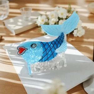 Ocean series fish-shaped hair claw clip with blue and white pearlescent acetate finish
