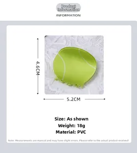 Detailansicht einer grünen Tennis-Haarklammer aus PVC mit den Maßen 5,2x4,6cm